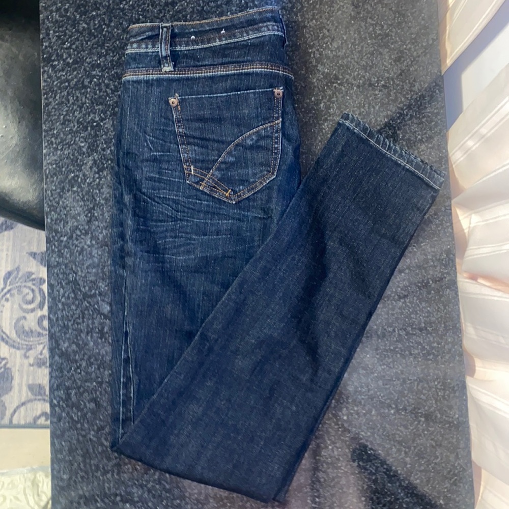 Kensie Denim Slim Cut Low Rise Jeans